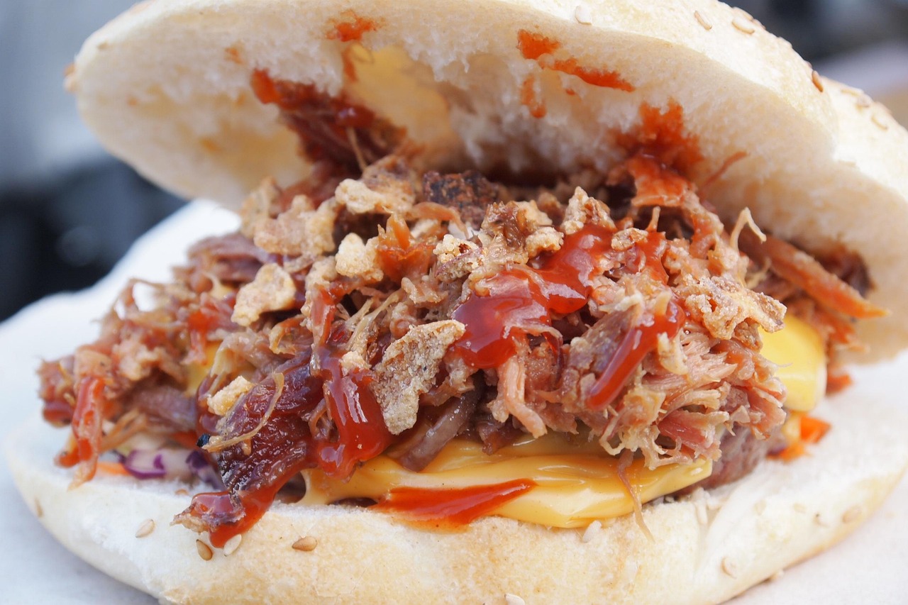 When Dinner Falls Apart: Slow-Cooked Meats That Forgive a Chaotic Day